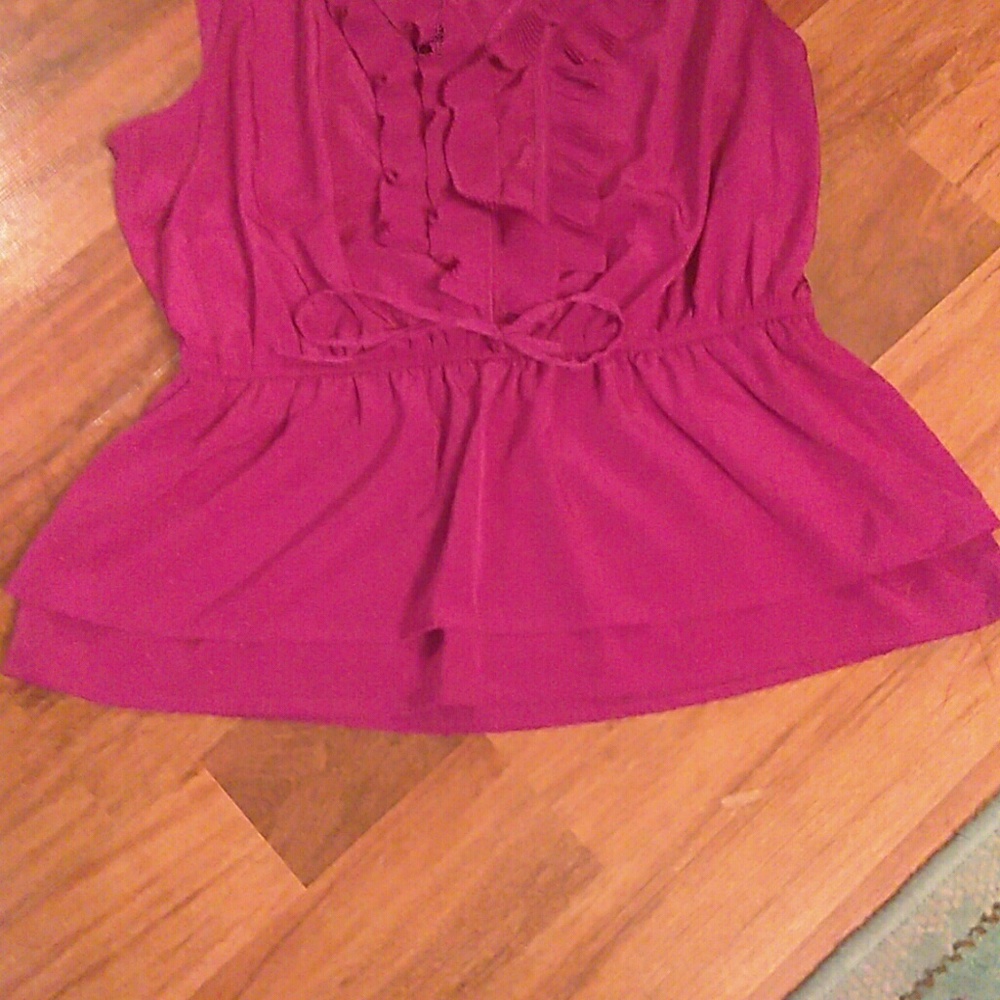 Ruffle Tank Top - Picture 4 of 5